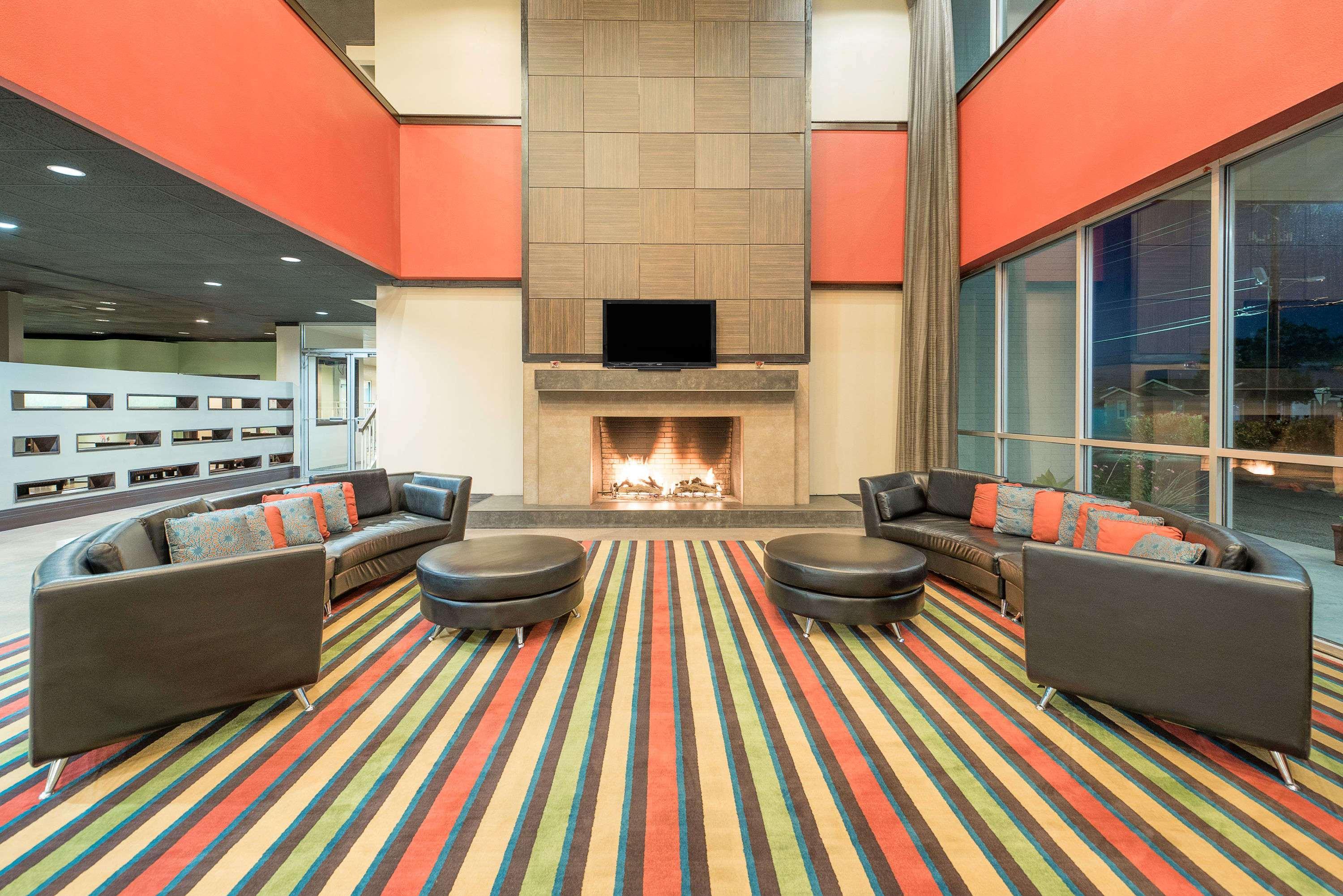 Wyndham Garden Midland Hotel Luaran gambar